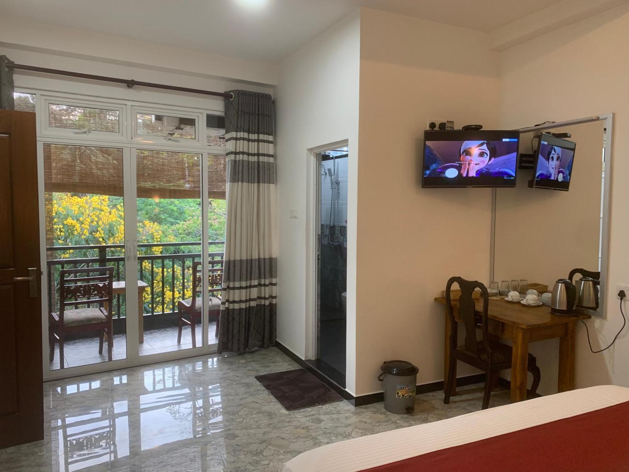 Jenushi Homestay Kandy Ngoại thất bức ảnh