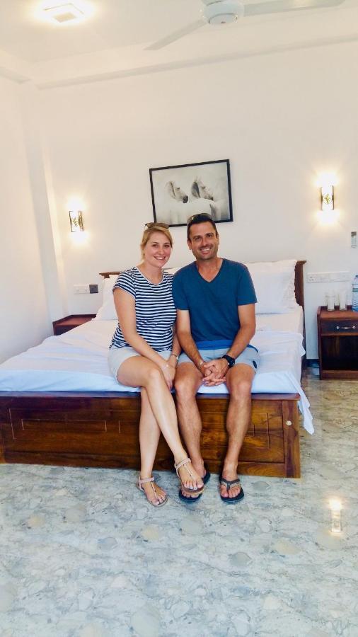 Jenushi Homestay Kandy Ngoại thất bức ảnh