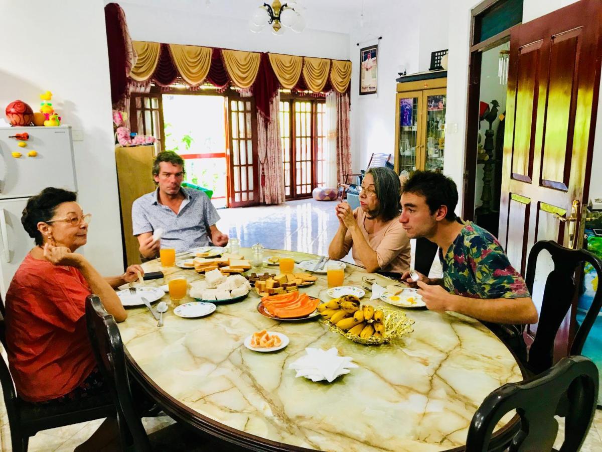 Jenushi Homestay Kandy Ngoại thất bức ảnh