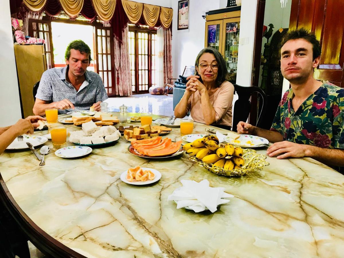 Jenushi Homestay Kandy Ngoại thất bức ảnh